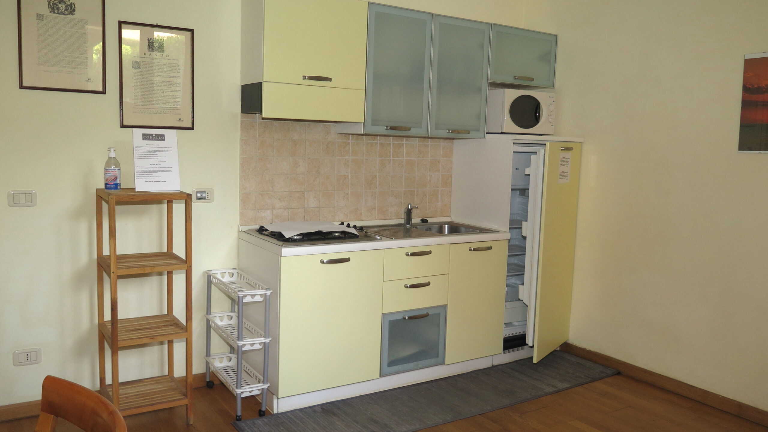 cucina moderna in appartamento vacanza