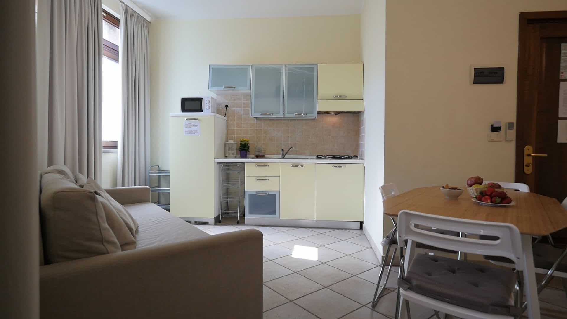 cucina moderna in appartamento vacanza